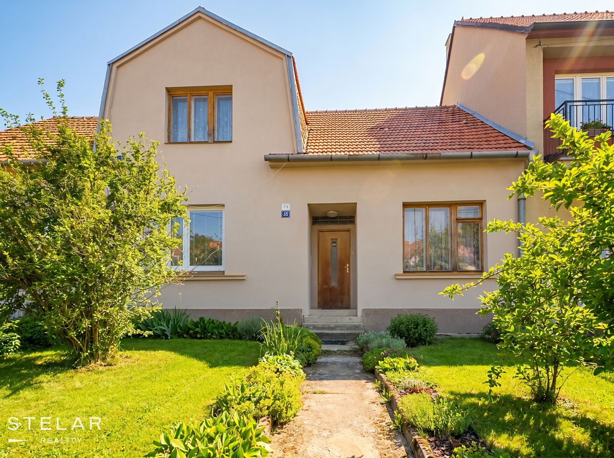 Prodej rodinného domu 248 m², pozemek 1439 m²